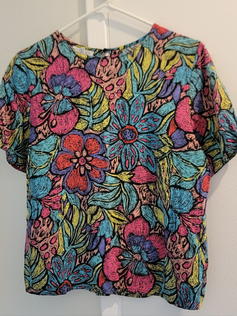 Multicolor Floral Short-Sleeve Blouse L
